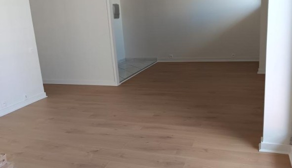 Logement tudiant Studio à Paris 10me arrondissement (75010)