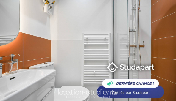 Logement �tudiant Studio &agrave; Paris 10�me arrondissement (75010)