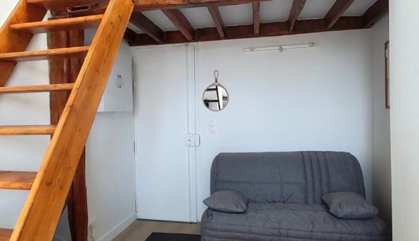 Logement �tudiant Studio &agrave; Paris 10�me arrondissement (75010)