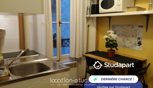 Logement �tudiant Studio &agrave; Paris 10�me arrondissement (75010)