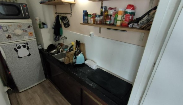 Logement �tudiant Studio &agrave; Paris 10�me arrondissement (75010)