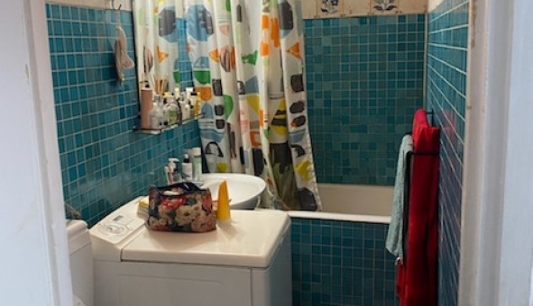 Logement �tudiant Studio &agrave; Paris 10�me arrondissement (75010)