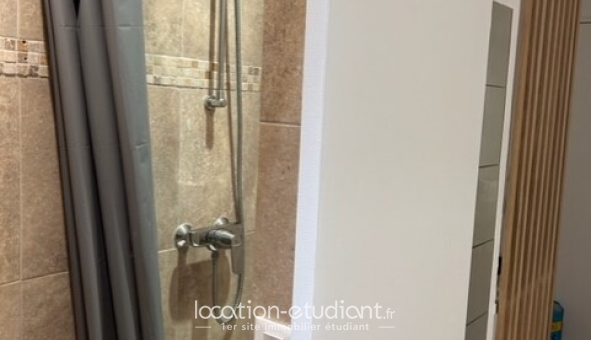 Logement étudiant Studio &agrave; Paris 10ème arrondissement (75010)