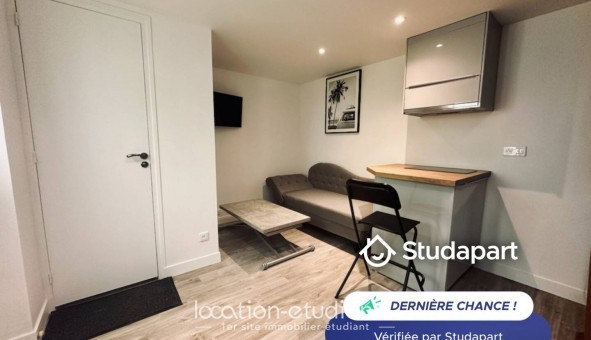 Logement �tudiant Studio &agrave; Paris 10�me arrondissement (75010)