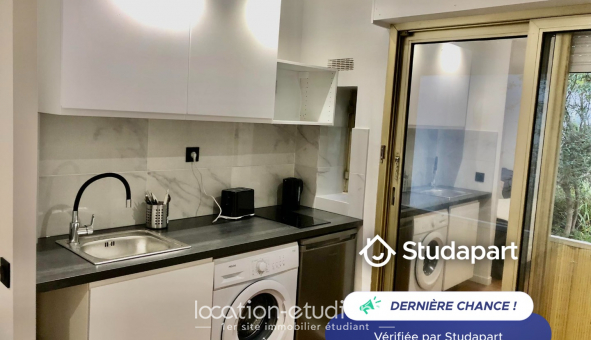 Logement �tudiant Studio &agrave; Paris 10�me arrondissement (75010)