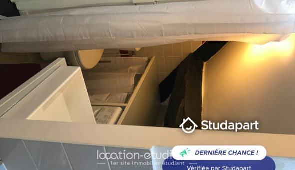 Logement �tudiant Studio &agrave; Paris 10�me arrondissement (75010)