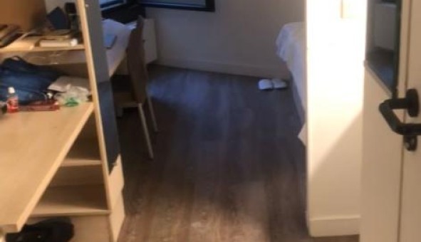 Logement �tudiant Studio &agrave; Paris 10�me arrondissement (75010)