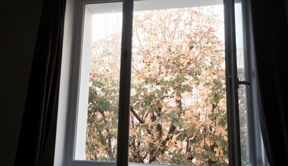 Logement �tudiant Studio &agrave; Paris 10�me arrondissement (75010)