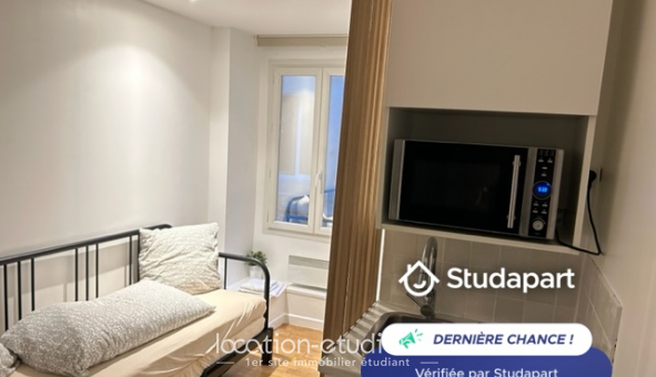Logement �tudiant Studio &agrave; Paris 10�me arrondissement (75010)
