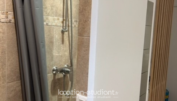 Logement �tudiant Studio &agrave; Paris 10�me arrondissement (75010)