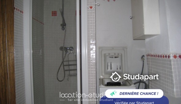 Logement �tudiant Studio &agrave; Paris 10�me arrondissement (75010)