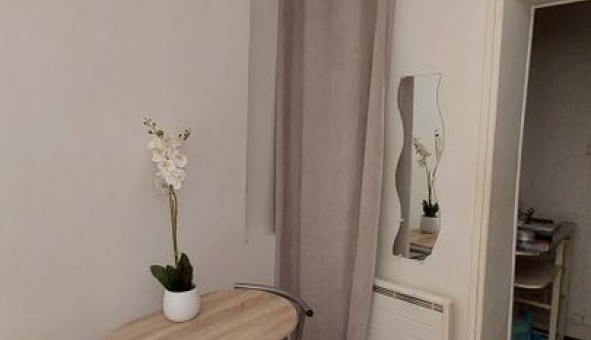 Logement �tudiant Studio &agrave; Paris 10�me arrondissement (75010)