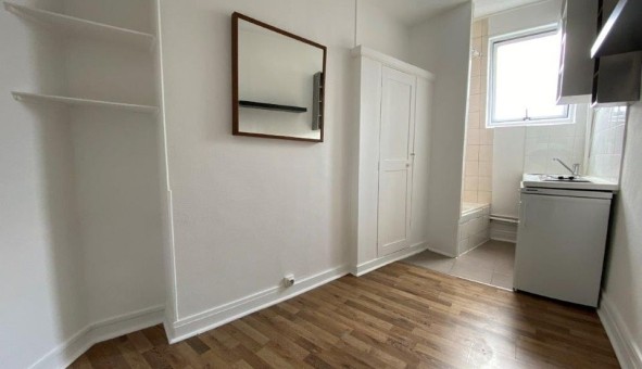 Logement �tudiant Studio &agrave; Paris 10�me arrondissement (75010)