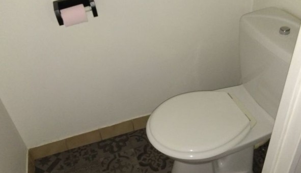 Logement �tudiant Studio &agrave; Paris 10�me arrondissement (75010)