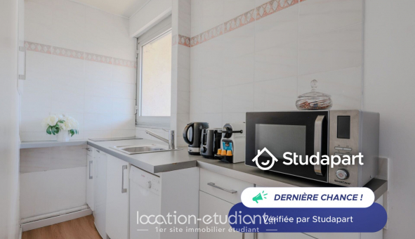 Logement �tudiant Studio &agrave; Paris 10�me arrondissement (75010)