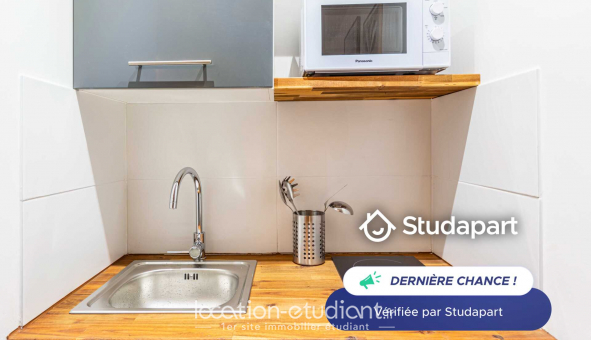 Logement �tudiant Studio &agrave; Paris 10�me arrondissement (75010)