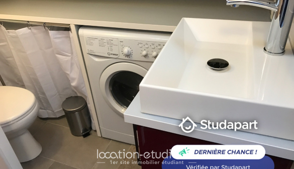Logement �tudiant Studio &agrave; Paris 10�me arrondissement (75010)