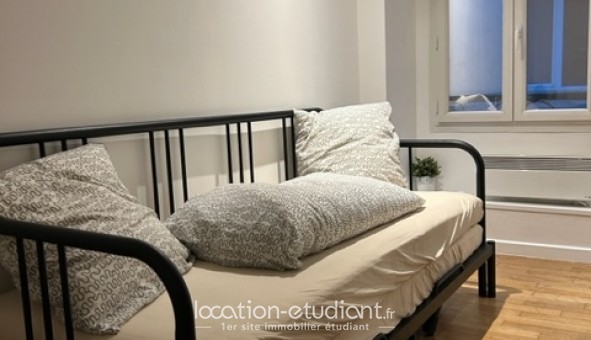 Logement �tudiant Studio &agrave; Paris 10�me arrondissement (75010)