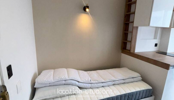 Logement �tudiant Studio &agrave; Paris 10�me arrondissement (75010)