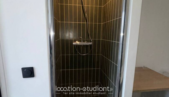 Logement �tudiant Studio &agrave; Paris 10�me arrondissement (75010)