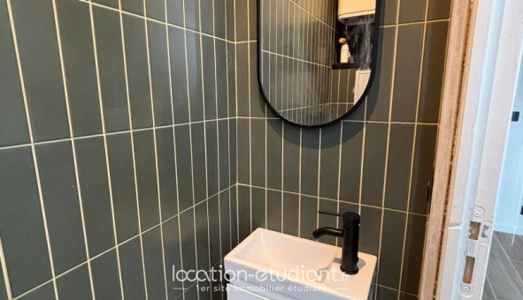 Logement �tudiant Studio &agrave; Paris 10�me arrondissement (75010)