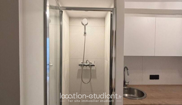 Logement �tudiant Studio &agrave; Paris 10�me arrondissement (75010)