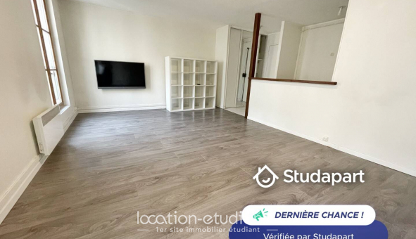 Logement �tudiant Studio &agrave; Paris 10�me arrondissement (75010)
