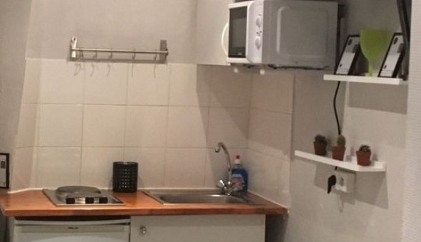 Logement �tudiant Studio &agrave; Paris 10�me arrondissement (75010)