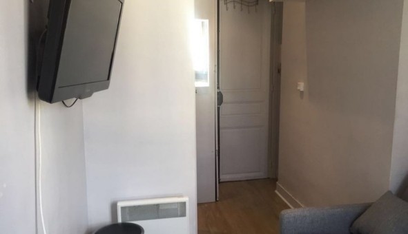 Logement �tudiant Studio &agrave; Paris 10�me arrondissement (75010)