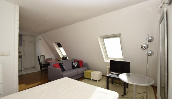 Logement tudiant Studio à Paris 11me arrondissement (75011)