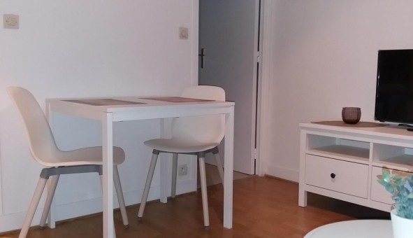 Logement tudiant Location Studio Vide Paris 11me arrondissement (75011)