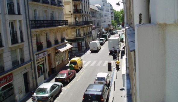 Logement tudiant Location Studio Vide Paris 11me arrondissement (75011)