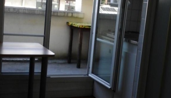 Logement tudiant Studio à Paris 11me arrondissement (75011)