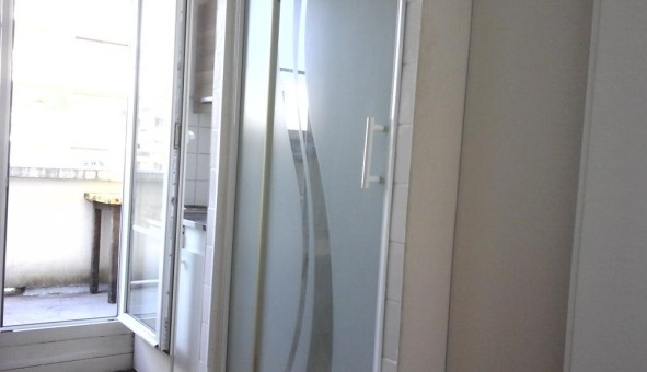 Logement tudiant Studio à Paris 11me arrondissement (75011)
