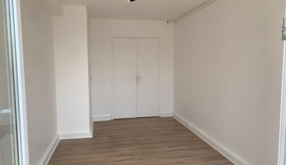 Logement tudiant Location Studio Vide Paris 11me arrondissement (75011)