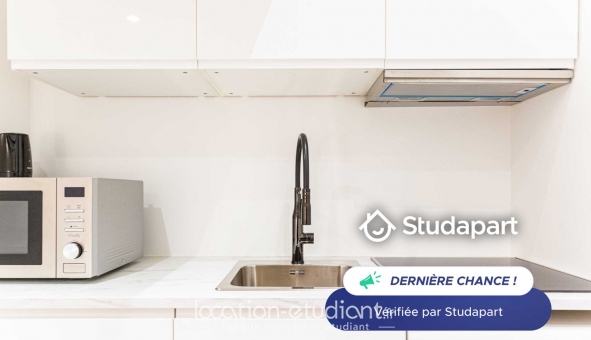 Logement étudiant Studio &agrave; Paris 11ème arrondissement (75011)