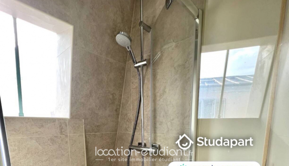 Logement �tudiant Studio &agrave; Paris 11�me arrondissement (75011)