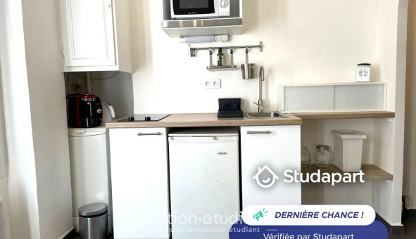 Logement �tudiant Studio &agrave; Paris 11�me arrondissement (75011)