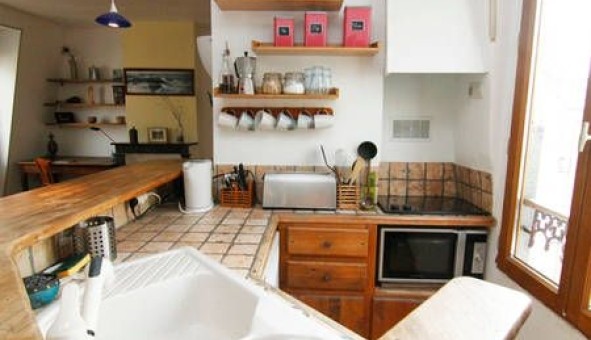 Logement �tudiant Studio &agrave; Paris 11�me arrondissement (75011)