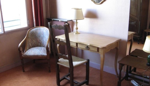 Logement tudiant Studio à Paris 12me arrondissement (75012)