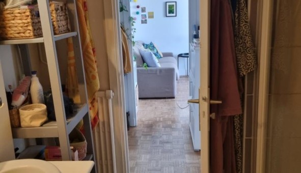 Logement tudiant Studio à Paris 12me arrondissement (75012)