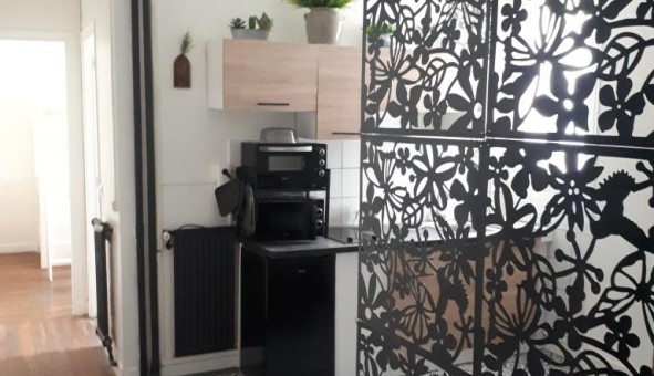 Logement tudiant Location Studio Vide Paris 12me arrondissement (75012)