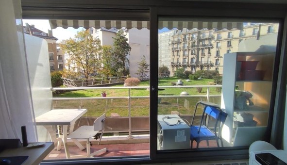 Logement tudiant Location Studio Vide Paris 12me arrondissement (75012)