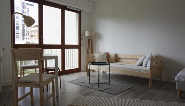 Logement tudiant Studio à Paris 12me arrondissement (75012)