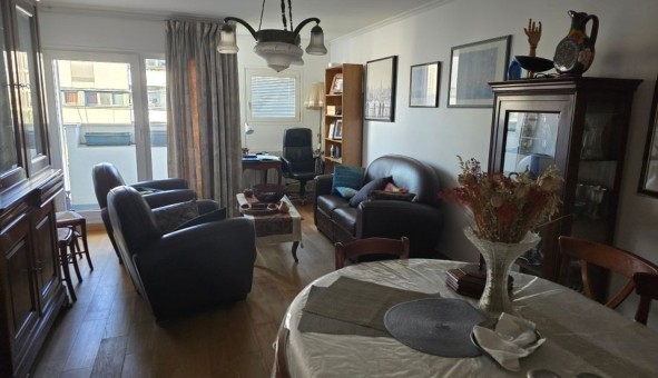 Logement �tudiant Studio &agrave; Paris 12�me arrondissement (75012)