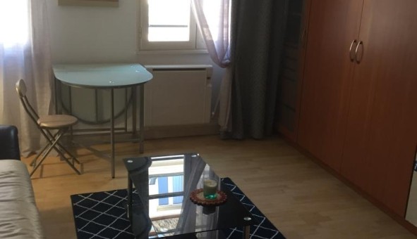 Logement tudiant Location Studio Vide Paris 13me arrondissement (75013)