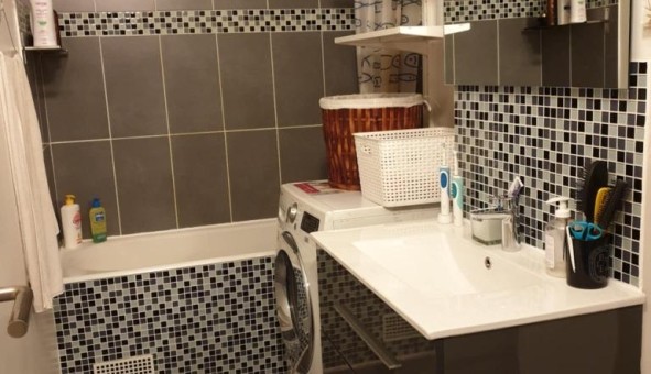 Logement �tudiant Studio &agrave; Paris 13�me arrondissement (75013)