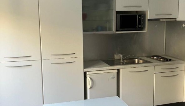 Logement tudiant Studio à Paris 15me arrondissement (75015)