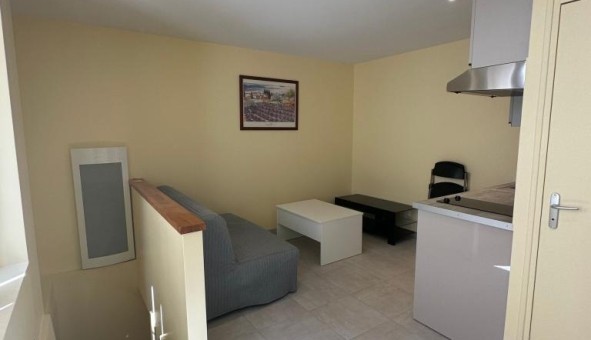 Logement tudiant Location Studio Vide Paris 15me arrondissement (75015)