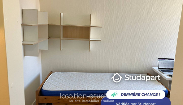 Logement tudiant Location Studio Vide Paris 15me arrondissement (75015)